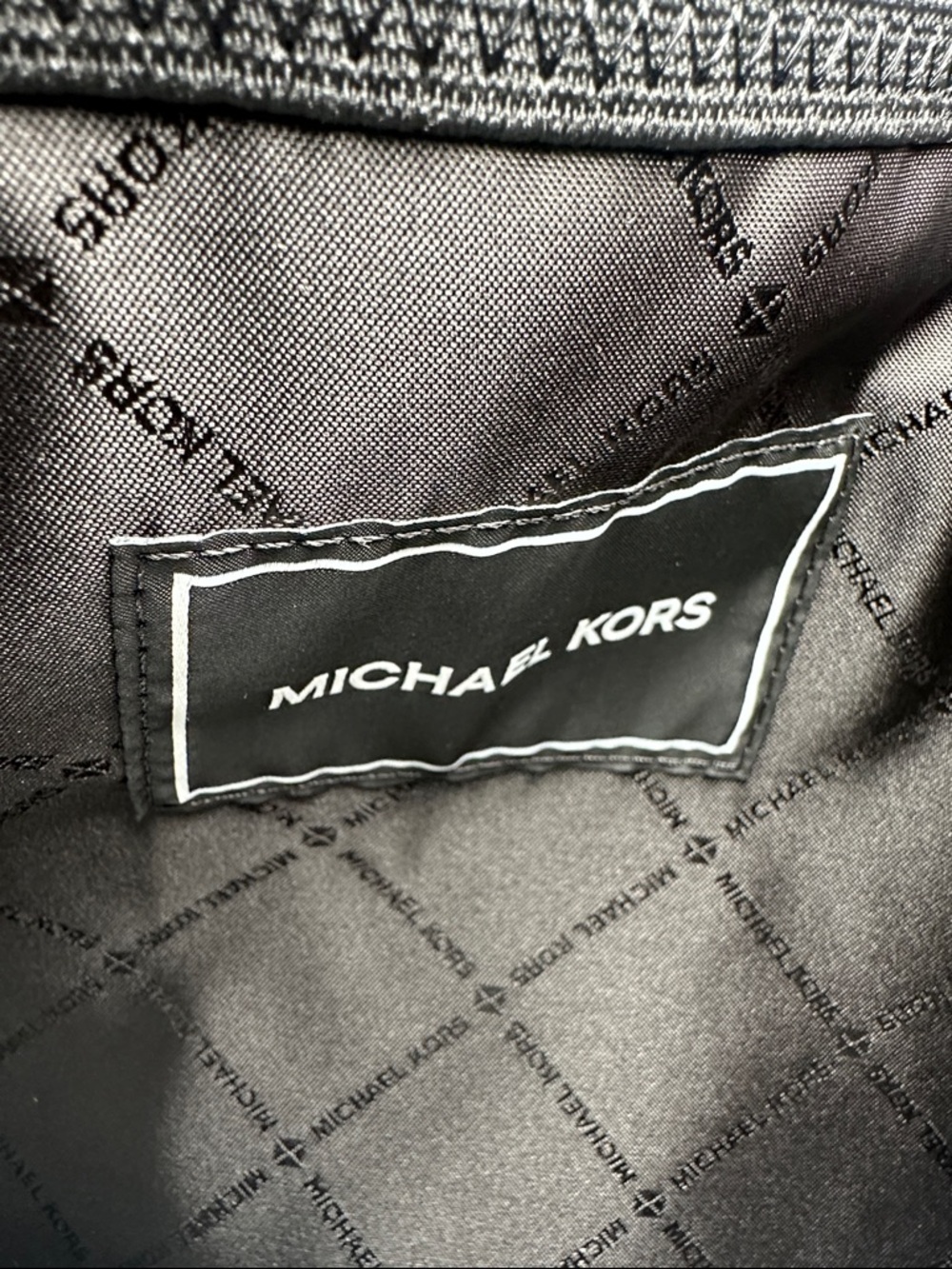 Michael Kors Brown MK Signature Messenger Bag with Black Strap - Picture 2 of 7